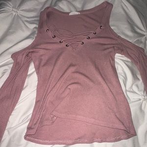 Full Tilt XS Rose Cold Shoulder